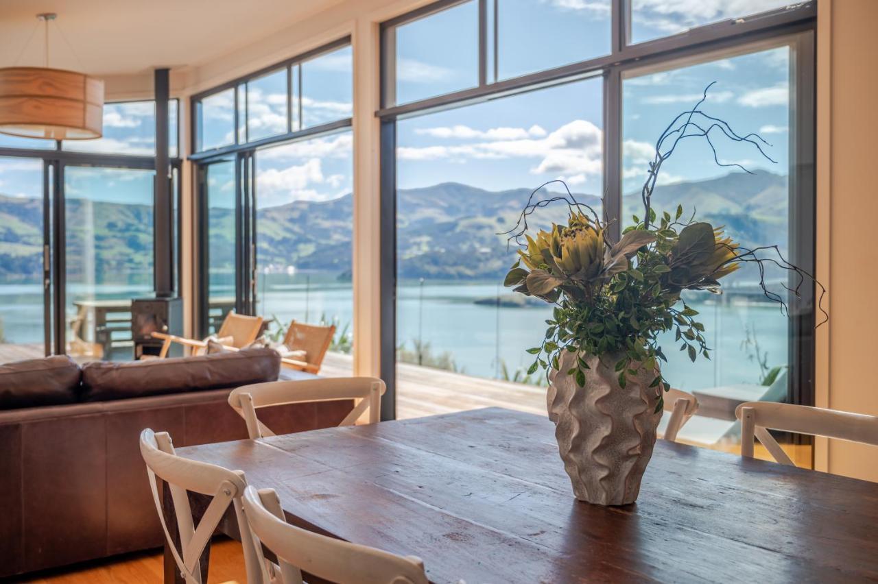 Million Dollar View - Takamatua Holiday Home أكارو المظهر الخارجي الصورة